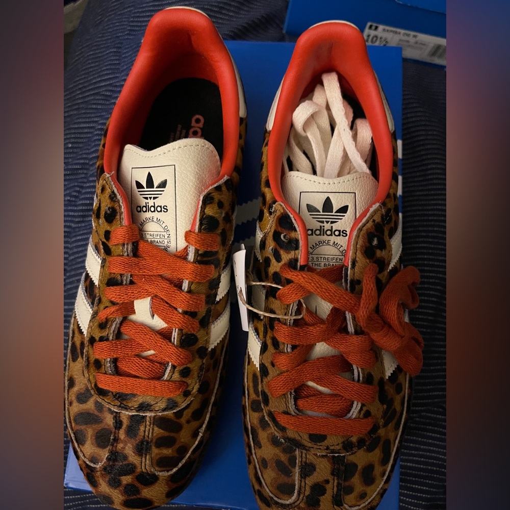 Authentic Women’s Adidas Sambas Sneakers w/Leopard Pattern
 Women Size 12 - Picture 12 of 16